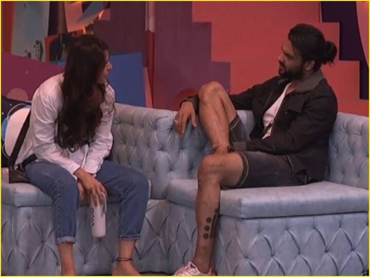 बिग बॉस 13: एक्स गर्लफ्रेंड मधुरिमा तुली की एंट्री से कुछ ऐसा हुआ विशाल आदित्य सिंह का हाल, कह दी ये बात Bigg Boss 13- Something happened to Vishal Aditya Singh from ex girlfriend Madhurima Tuli entry, said the matter बिग बॉस 13: एक्स गर्लफ्रेंड मधुरिमा तुली की एंट्री से कुछ ऐसा हुआ विशाल आदित्य सिंह का हाल, कह दी ये बात