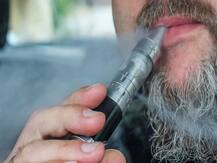 सिगरेट और गुटखा सेवन करने वालों को कोरोना वायरस से ज्यादा खतरा: हेल्थ एक्सपर्ट