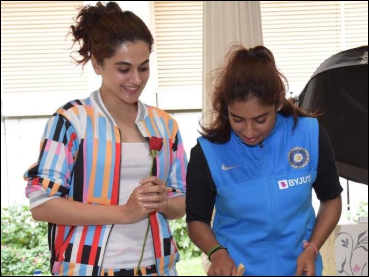 मिताली राज की बायोपिक 'शाबाश मिट्ठू' में नजर आएंगी तापसी पन्नू, शेयर की ये तस्वीर mithali rajs biopic Shabaash Mithu, taapsee pannu मिताली राज की बायोपिक 'शाबाश मिट्ठू' में नजर आएंगी तापसी पन्नू, शेयर की ये तस्वीर