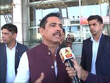 बढ़ती तेल कीमतों को लेकर रॉबर्ड वाड्रा का निशाना, 'एसी कार से निकलें PM और देखें जनता कैसे भुगत रही है'