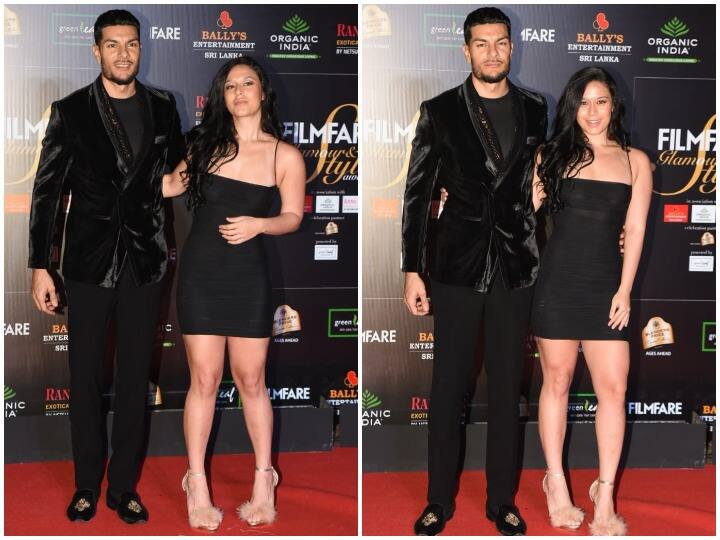 बॉलीवुड अभिनेता टाइगर श्रॉफ की बहन कृष्णा श्रॉफ हाल ही में मुंबई में हुए फिल्मफेयर ग्लैमर एंड स्टाइल अवॉर्ड नाइट में अपने ब्वॉयफ्रेंड के साथ शिरकत करने के लिए पहुंची. उनकी इस दौरान की रेड कार्पेट तस्वीरें हम आपके लिए लेकर आए हैं. (Photo Credit: Manav Manglani)