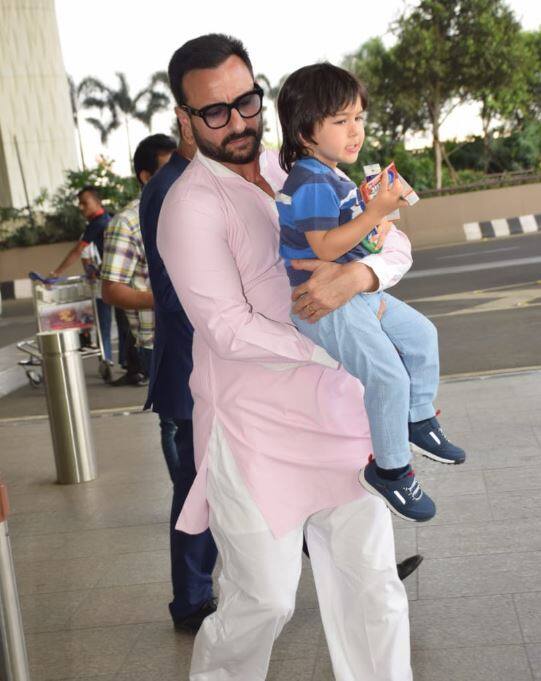 तैमूर की इन्हीं शैतानियों को देखते हुए पापा सैफ ने उन्हें गोदी में उठा लिया और अंदर ले गए. 