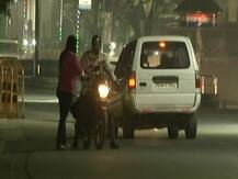 ABP न्यूज़ की महिला सुरक्षा पर पड़ताल: लखनऊ में रात को सड़क पर महिला रिपोर्टर को अकेला देख घूरते रहे लोग