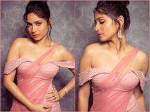 पीच कलर में अंकिता लोखंडे ने फैंस के संग शेयर किया अपना खूबसूरत अंदाज़, देखें तस्वीरें