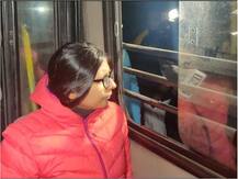 दिल्ली: स्वाति मालीवाल के अनशन का आज तीसरा दिन, बलात्कारियों को 6 महीने में फांसी की मांग पर अड़ी