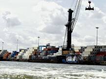 नाइजीरियाई तट के पास समुद्री लुटेरों ने जहाज में सवार 18 भारतीयों का किया अपहरण