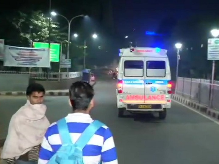 Unnao rape case victim who was set on fire by accused airlifted to Delhi's Safdarjung Hospital उन्नाव रेप पीड़ित को एयर लिफ्ट करके सफदरजंग अस्पताल लाया गया, जल चुकी पीड़िता की हालत गंभीर