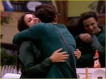 बिग बॉस 13: इस वजह से आसिम के लिए शो से बाहर हो जाना चाहती हैं हिमांशी खुराना