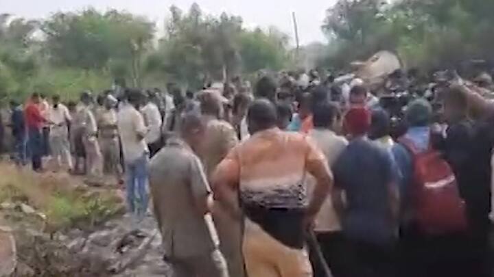 आज तड़के हैदराबाद में महिला डॉक्टर के साथ गैंगरेप और हत्या के चारों आरोपियों को पुलिस ने एक एनकाउंटर में मार डाला. यहां जानें पूरा मामला.