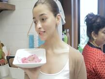 आलिया भट्ट ने अपनी फेवरेट डिश बनाते हुए शेयर किया वीडियो, कही ये बात