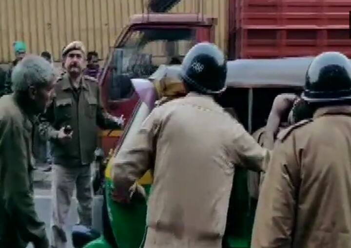 रेस्क्यू ऑपरेशन भी पूरा हो गया है लेकिन हादसे में कई लोग घायल हो गए हैं.