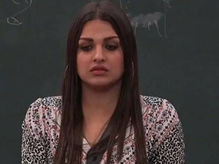 Bigg Boss 13: घर से बेघर हुईं 'पंजाब की ऐश्वर्या' हिमांशी खुराना, फूट-फूटकर रोए आसिम की हो गई ऐसी हालत Himanshi khurana evacuated from Bigg Boss 13 house, wept infinitely Riyaz Bigg Boss 13: घर से बेघर हुईं 'पंजाब की ऐश्वर्या' हिमांशी खुराना, फूट-फूटकर रोए आसिम की हो गई ऐसी हालत