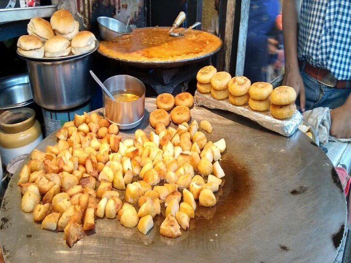 If you want best street food specially chat come to Delhi sometime चाट के चटकारे लेने हैं तो कभी दिल्ली की गलियों में आएं