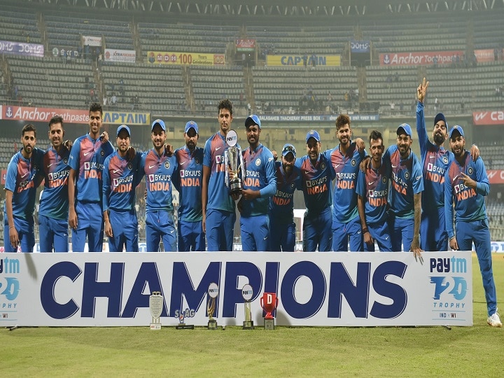 India beat West Indies in the 3rd T 20 win the series 2-1 INDvWI: राहुल-रोहित और विराट की धुंआधार बल्लेबाजी के सामने वेस्टइंडीज पस्त, भारत ने 2-1 से जीती सीरीज
