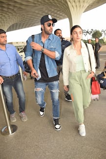 Before getting married, Alia-Ranbir to have a bachelorette party | Khabar Filmy Hai ( 8 April 2022 )