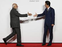 CAB का असर: असम में विरोध-प्रदर्शन की वजह से नहीं हो रहा पीएम मोदी-शिंजो आबे की मुलाकात का एलान