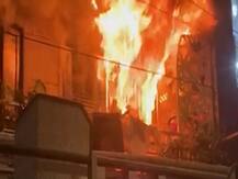 दिल्ली: शालीमार बाग में चार मंजिला इमारत में लगी आग, दम घुटने से 3 बुजुर्ग महिलाओं की मौत