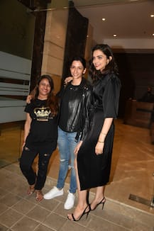 In Pics: देर रात बहन अनिशा के साथ पार्टी के बाद स्पॉट हुईं दीपिका पादुकोण, यहां देखिए खास तस्वीरें