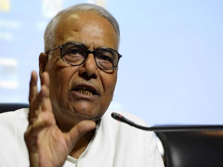 Yashwant Sinha says Farooq Abdullah more nationalist than PM modi फारूक अब्दुल्ला की हिरासत बढ़ाने को लेकर यशवंत सिन्हा का केंद्र सरकार पर निशाना, कहा- PM से ज्यादा वह राष्ट्रवादी हैं