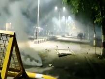 नागरिकता कानून के खिलाफ AMU में छात्रों का प्रदर्शन, यूनिवर्सिटी पांच जनवरी तक बंद