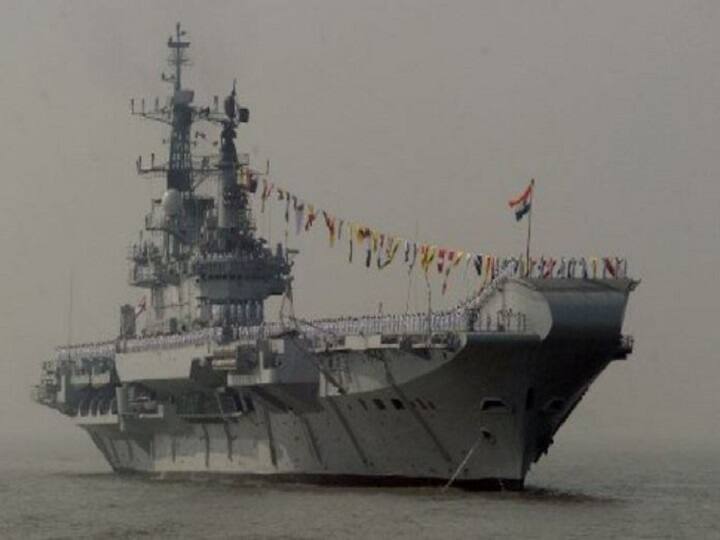 INS विराट को म्यूजियम बनाने की मांग पर SC का नोटिस, जहाज को तोड़ने पर लगाई रोक SC stays further dismantling of decommissioned aircraft carrier INS Viraat ANN INS विराट को म्यूजियम बनाने की मांग पर SC का नोटिस, जहाज को तोड़ने पर लगाई रोक