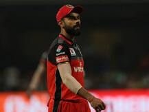 IPL 2020: आईपीएल में धोनी से महंगे कप्तान हैं कोहली, स्टीव स्मिथ की सैलरी सुनकर चौंक जाएंगे आप