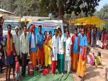 बस्तरः स्थानीय भाषा में सुपोषण अभियान का प्रचार, हाट बाजार में डांस के जरिए प्रमोट की जा रहीं सरकारी स्कीम्स