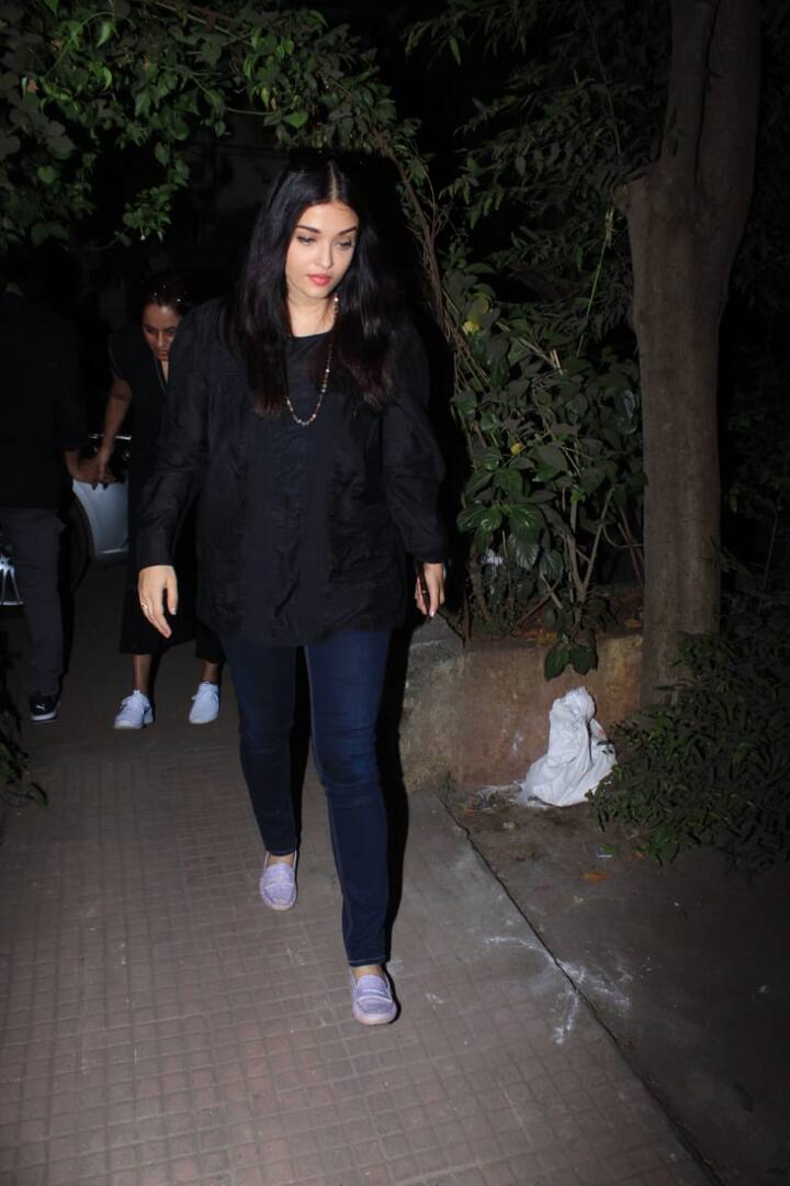 सुभाष वगल इन तमाम अभिनेत्रियों के साथ जुड़े रहे और इनको बड़े करीब से जानते थे. (तस्वीर: मानव मंगलानी)