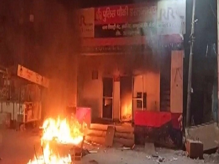 CAA Protest UP six died in violence internet suspended in Meerut CAA: यूपी में हिंसा में 6 लोगों की मौत, मेरठ में पुलिस थाने में लगाई आग, कल शाम पांच बजे तक इंटरनेट बंद