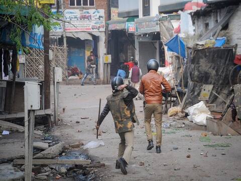 CAA प्रदर्शन: प्रदर्शनकारियों की मौत के मामले में इलाहाबाद HC ने UP सरकार से मांगी पोस्टमार्टम रिपोर्ट CAA प्रदर्शन: प्रदर्शनकारियों की मौत के मामले में इलाहाबाद HC ने UP सरकार से मांगी पोस्टमार्टम रिपोर्ट