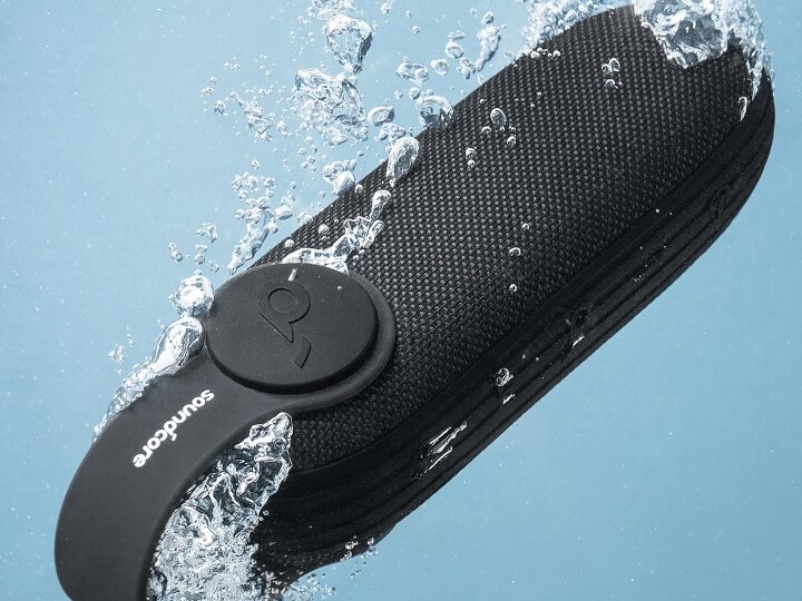 Anker launches Waterproof Portable Speaker with 12 Hour Playtime पानी में भी मिलेगा लाजवाब साउंड, Anker ने पेश किया 12 घंटे तक चलने वाला एडवेंचर पोर्टेबल स्पीकर