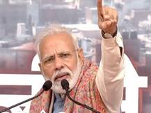 नागरिकता कानून: पीएम का विरोधियों पर हमला, कहा- गुस्सा है तो मोदी पर निकालो, गरीब की झोपड़ी मत जलाओ