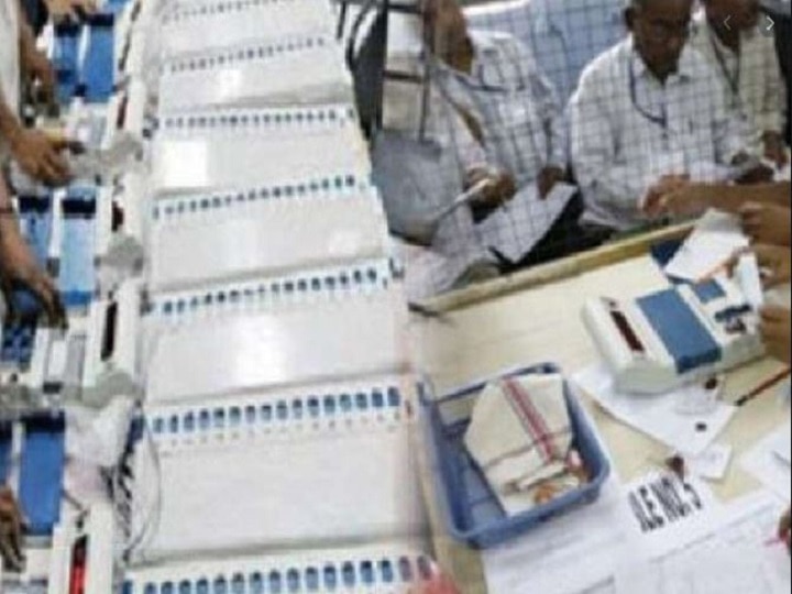 Election Commission approached government to allow NRIs to vote through postal ballots क्या अब NRI को मिलेगा वोट का अधिकार? चुनाव आयोग ने केंद्र सरकार को भेजा प्रस्ताव