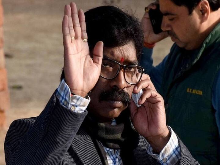 Coronavirus: देश के अलग-अलग हिस्सों में फंसे मजदूरों के लिए झारखंड सरकार ने दूसरे राज्यों से की मदद की अपील Coronavirus: Jharkhand government appeals to other states for help for trapped laborers in different parts of the country ANN Coronavirus: देश के अलग-अलग हिस्सों में फंसे मजदूरों के लिए झारखंड सरकार ने दूसरे राज्यों से की मदद की अपील