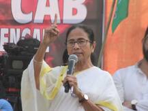 दिलीप घोष के बयान पर बोलीं ममता बनर्जी- पश्चिम बंगाल पुलिस आंदोलनकारियों पर गोली नहीं चलाएगी