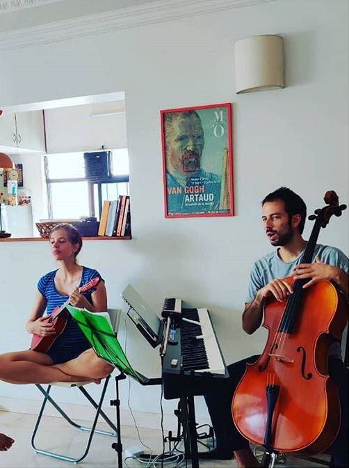 कल्कि की प्रेग्नेंसी को आठ महीने हो गए हैं ऐसे में उनका वजन भी 11 किलो बढ़ गया है. महीने भर बाद वो अपने पहले बच्चे के जन्म देने वाली हैं. (Photo Credit: @kalkikanmani Instagram)