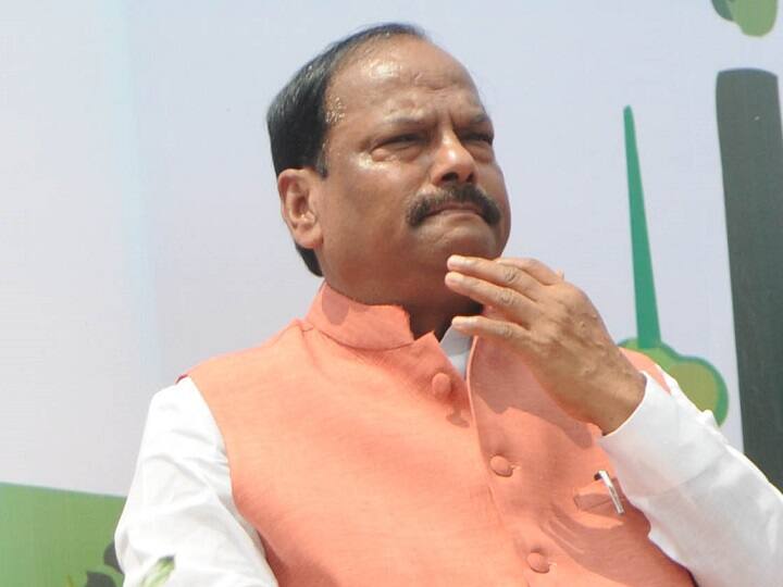 हेमंत सोरेन की जाति पर 'आपत्तिजनक' टिप्पणी कर फंसे पूर्व सीएम रघुबर दास, मामला दर्ज fir against raghubar das for making objectionable remarks on hemant sorens caste हेमंत सोरेन की जाति पर 'आपत्तिजनक' टिप्पणी कर फंसे पूर्व सीएम रघुबर दास, मामला दर्ज