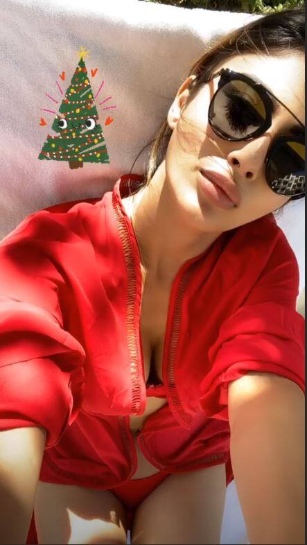 करियर में मौनी को सबसे ज्यादा फेम 'नागिन' से मिला है. (Photo Credit: @imouniroy Instagram)