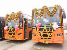 दिल्ली: केजरीवाल सरकार ने दिव्यांगो के लिए शुरू की 100 विशेष बस सेवा, जानें इनमें क्या खास है