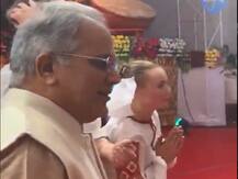 राहुल गांधी के बाद सीएम भूपेश बघेल भी आदिवासी महोत्सव में डांस करते आए नजर, सरकार की उपलब्धियों को भी गिनाया