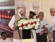 राज्यपाल आरिफ मोहम्मद खान का दावा- इतिहासकार इरफान हबीब ने मेरा भाषण बाधित करने की कोशिश की