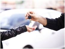 अगर अपनी पुरानी कार बेचने जा रहे हैं तो इन बातों का रखें ध्यान, मिलेगी बेस्ट डील