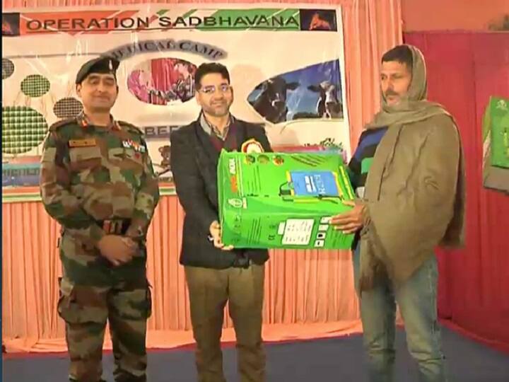 जम्मू में भारतीय सेना की नई पहल, ऐसे कर रही है किसानों की मदद New initiative of Indian Army in Jammu, helping farmers in this way जम्मू में भारतीय सेना की नई पहल, ऐसे कर रही है किसानों की मदद