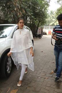 Photos: ब्रेक अप की खबरों के बीच कार्तिक आर्यन के साथ स्पॉट हुई सारा अली खान, लेकिन...