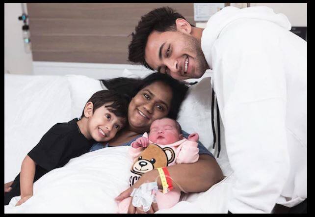 इंस्टाग्राम पर अस्पताल से आयत की कुछ मनमोहक तस्वीरें पोस्ट करते हुए उन्होंने लिखा,