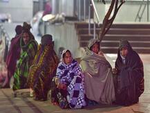 मौसम अपडेट: दिल्ली में ठंड ने 119 साल का रिकॉर्ड तोड़ा, ट्रेन, प्लेन और सड़क यातायात पर असर