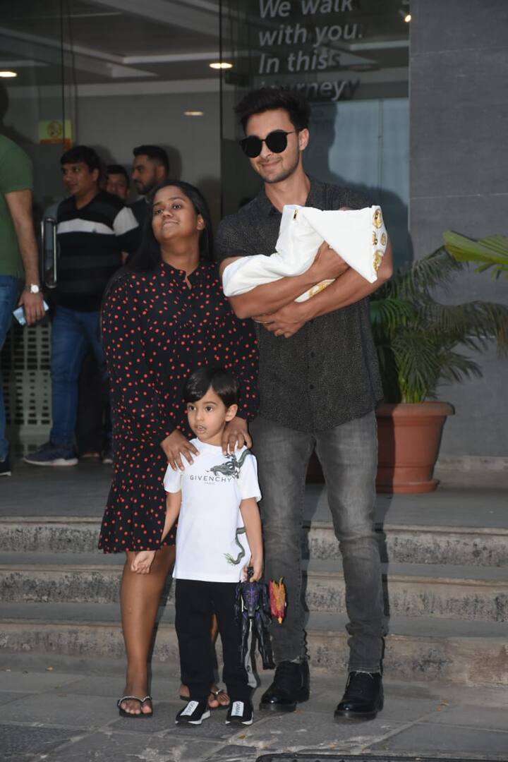 गौरतलब है कि अर्पिता खान शर्मा और आयुष शर्मा की शादी 18 नवंबर 2014 को हैदराबाद में हुई थी. (तस्वीर: मानव मंगलानी)