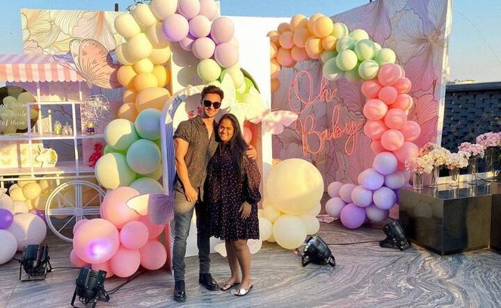 आयुष ने अपनी नन्हीं परी आयत और पत्नी अर्पिता के लिए खास तैयारियां की थीं. उन्होंने अपने इंस्टाग्राम पर एक वीडियो और एक तस्वीर साझा की है, जिसमें उनके वेलकम की झलक दिखाई दे रही है. (तस्वीर: इंस्टाग्राम)