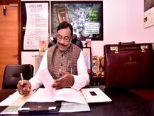 महाराष्ट्र: BJP नेता सुधीर मुनगंटीवार ने कहा- एकनाथ खडसे को टिकट नही देकर पार्टी ने अन्याय किया