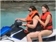 अमृता सिंह ने सारा अली खान के साथ चलाई जेट स्की, वीडियो हुआ वायरल